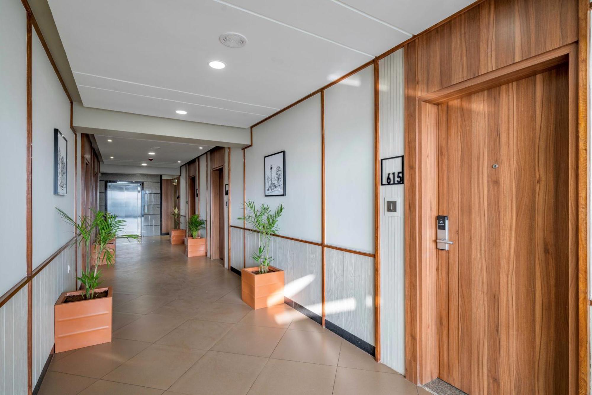 The Lemon Grass Hotel Gandhinagar Exterior photo